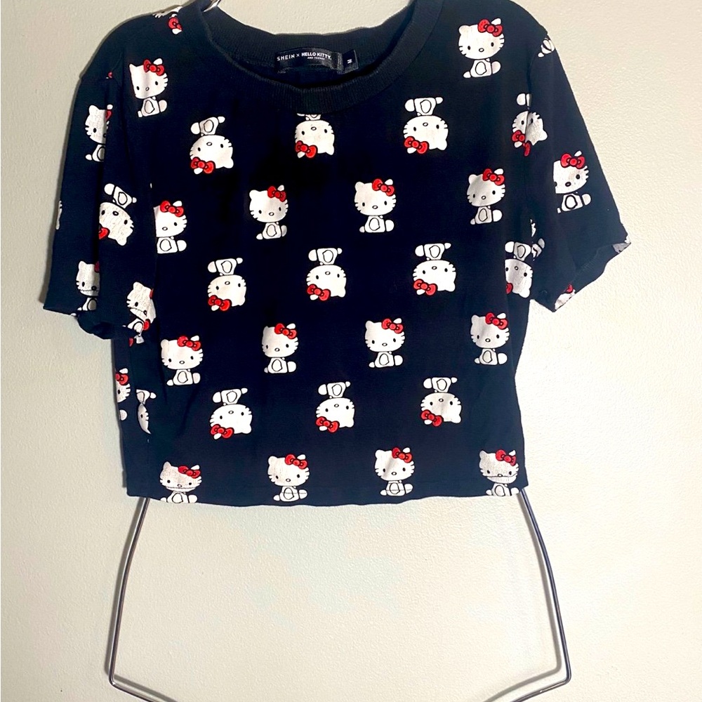 Hello Kitty & Friends Crop Top Women Medium M  Black White Hello Kitty X Shien